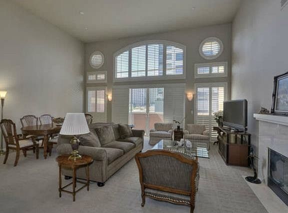 4th image of 130 E San Fernando St #Penthouse 8