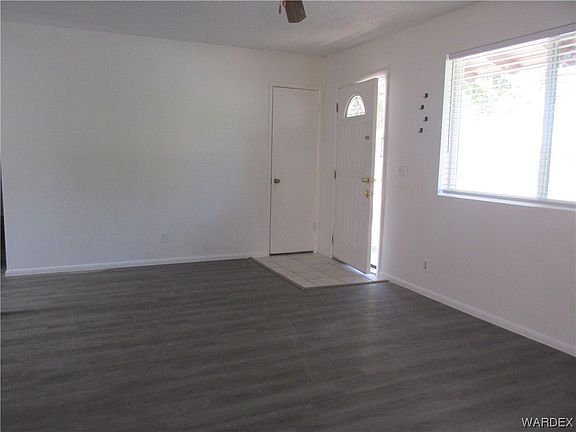 4th image of 3002 VAN MARTER Court