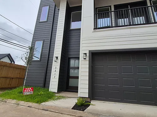3213 Saint Emanuel Streets Photo 1