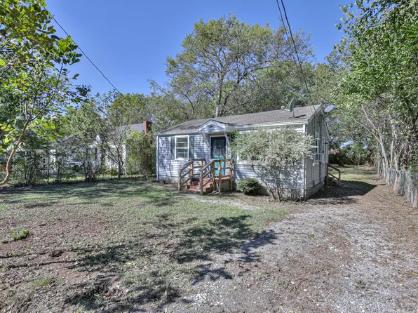 718 N Greenwood Ext, Lebanon, TN 37087