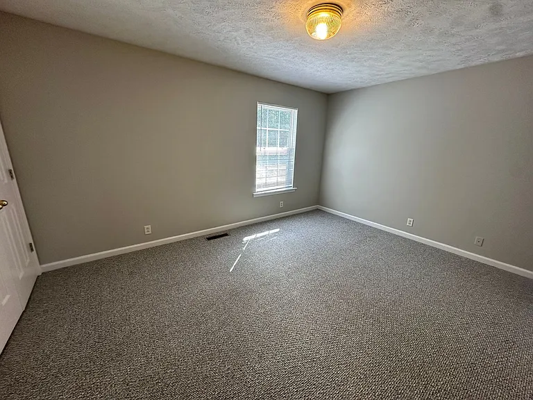 2442 Willowbrook Dr — Photo 11