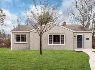 9002 Knoll St, Allison Park, PA 15101