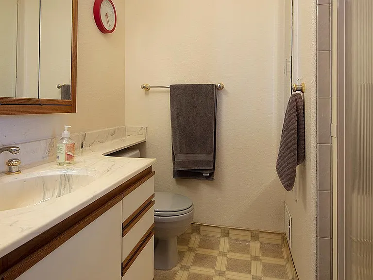 6087 Monterey Ave — Photo 13