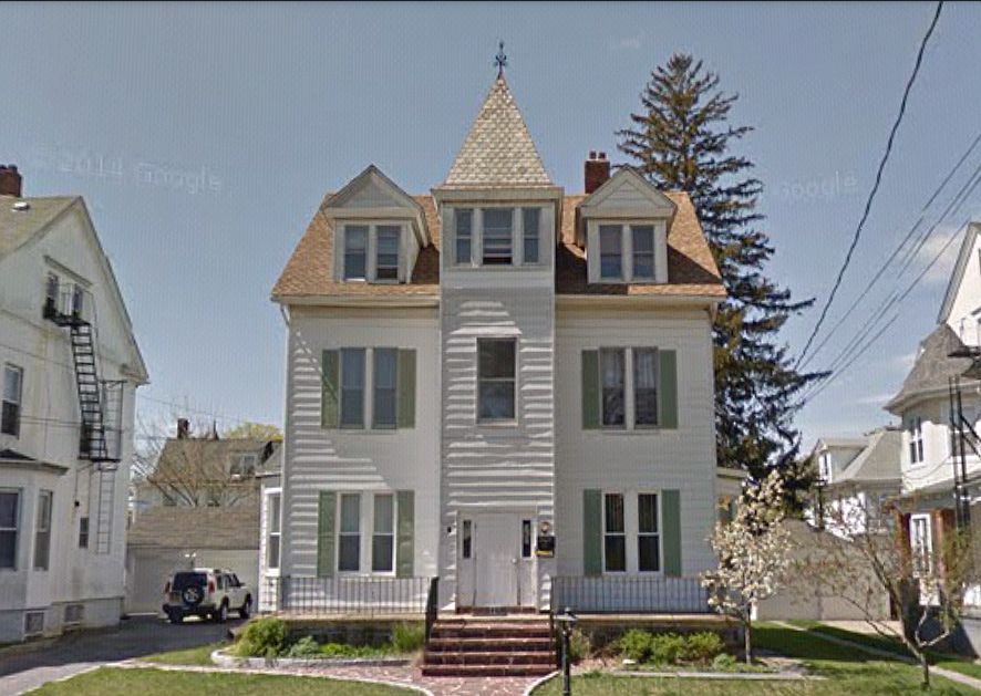 1st image of 162 Cottage Ave #1