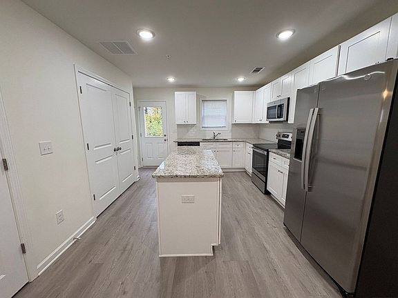 2nd image of 1699 Atlanta Hwy SE #304