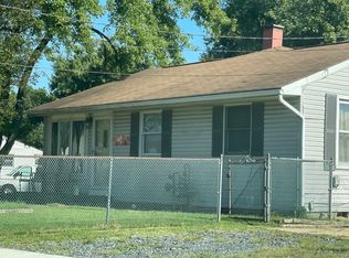 604 Tranton Rd, Glen Burnie, MD 21061