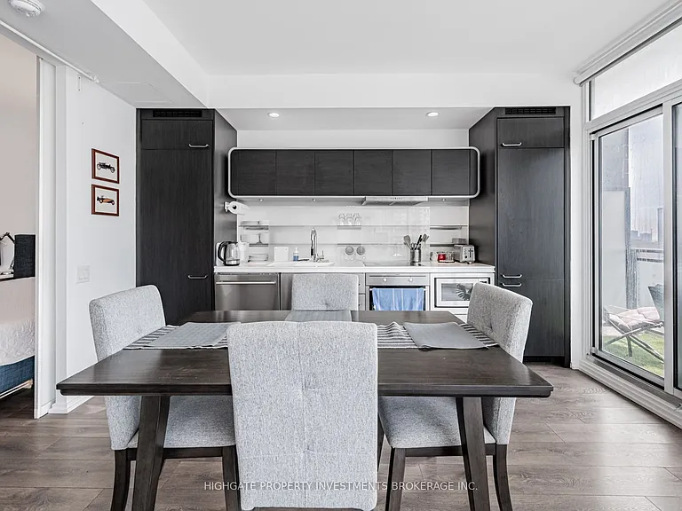 45 Charles St E #1801 — Photo 3
