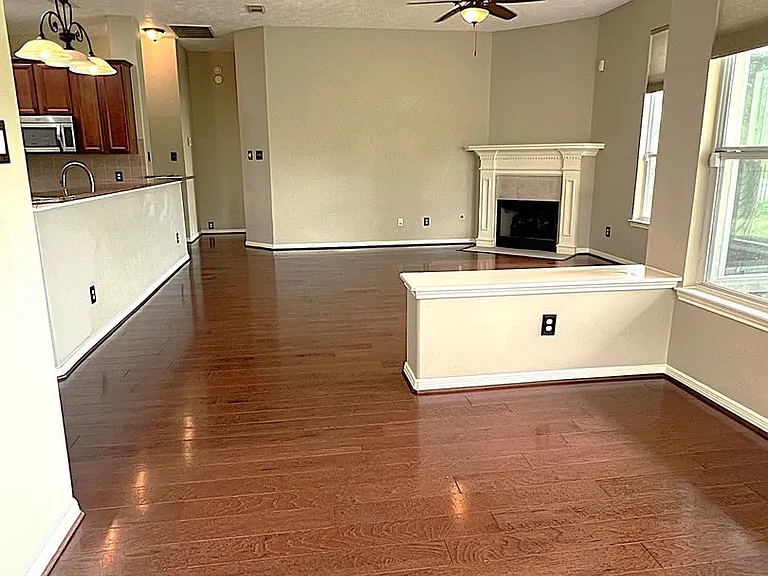 18718 Walden Forest Dr — Photo 16
