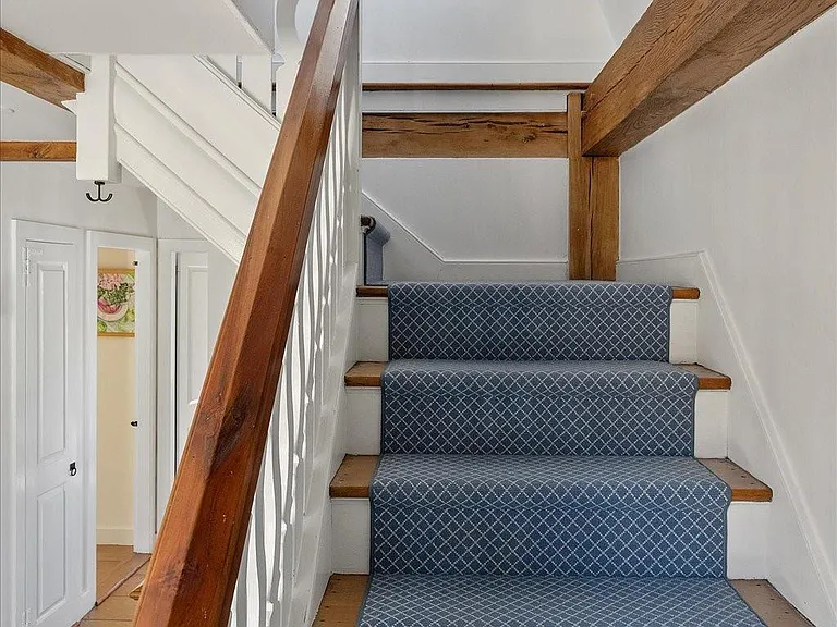 31 Thames St — Photo 15