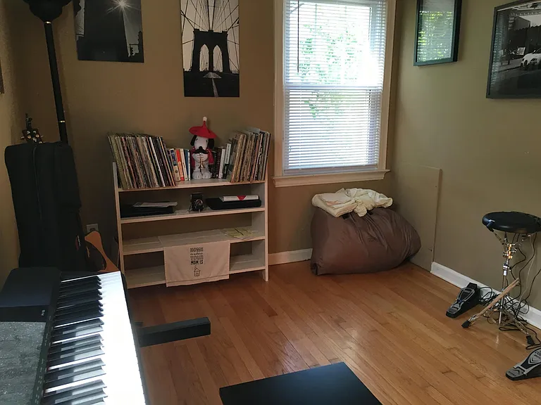Downstairs bedroom 2