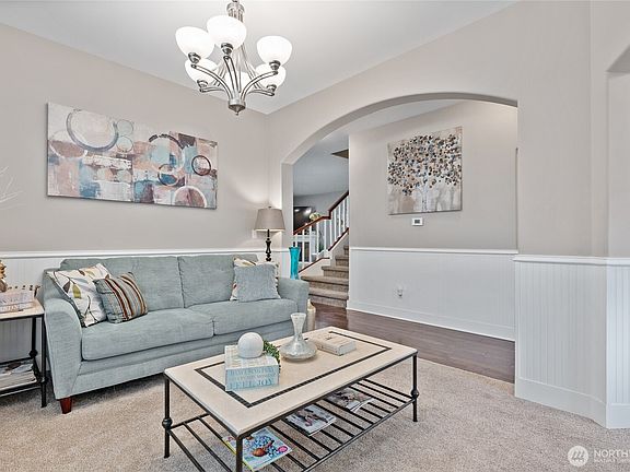 4th image of 4610 204th Street Ct E
