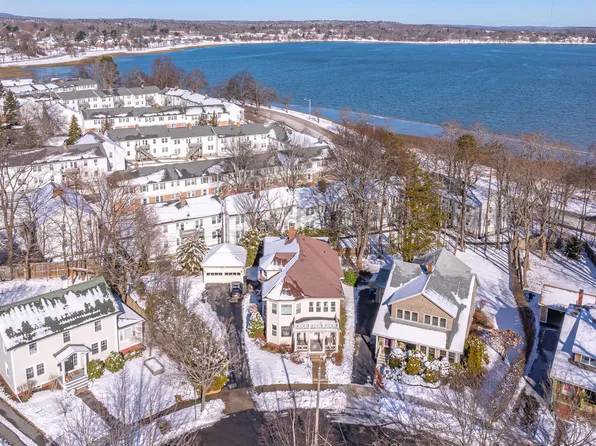 85 Deerfield Road, Portland, ME 04101