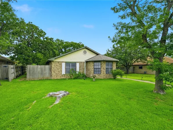 4013 Tiffany Trl, College Station, TX 77845