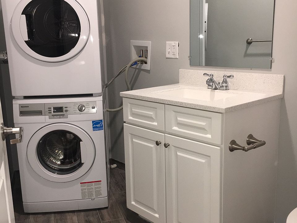 2nd Bathroom