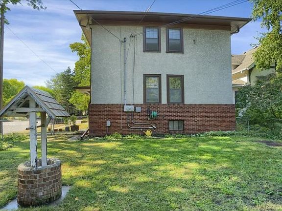 3rd image of 2141 Minneapolis Ave #1