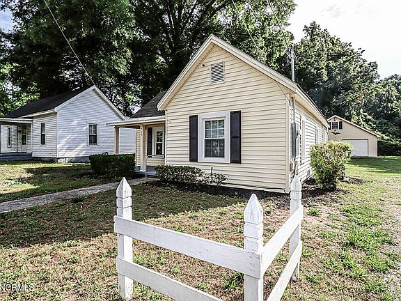 2nd image of 715 Columbia Avenue