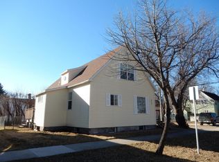 311 7th Ave N, Grand Forks, ND 58203