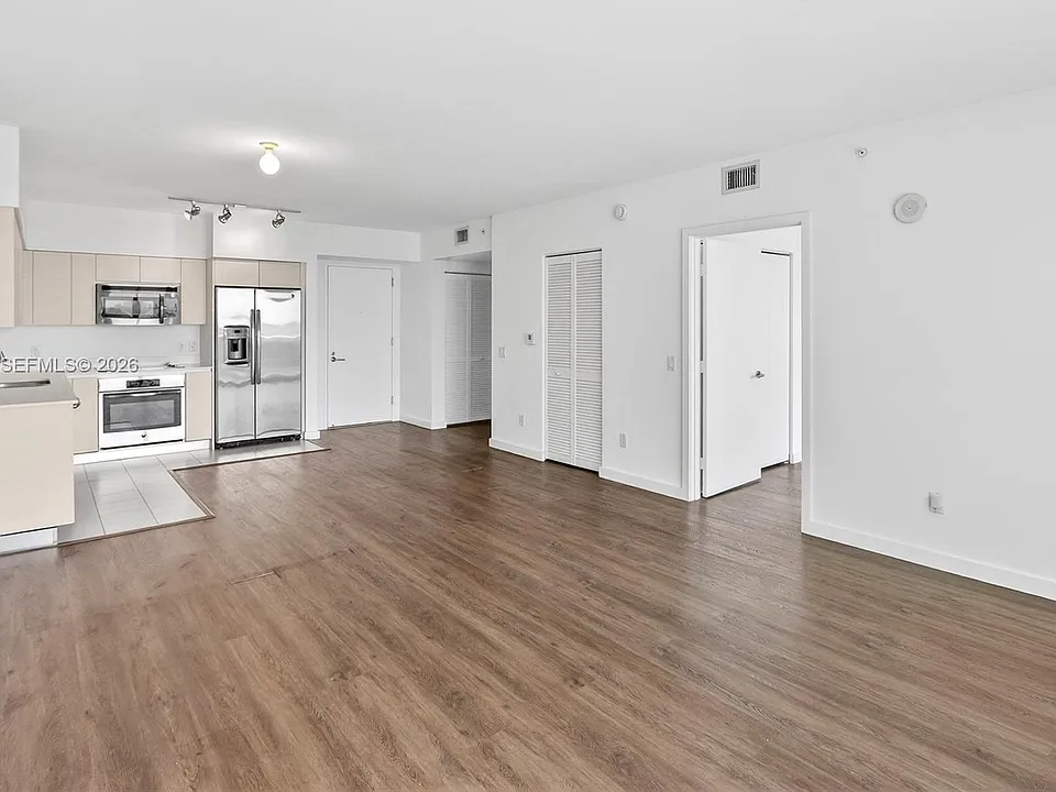 4250 Biscayne Blvd #808