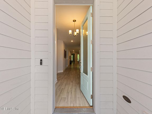 4th image of 149 WINDLEY Drive