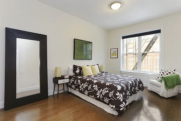 Sold by Corcoran | media 22