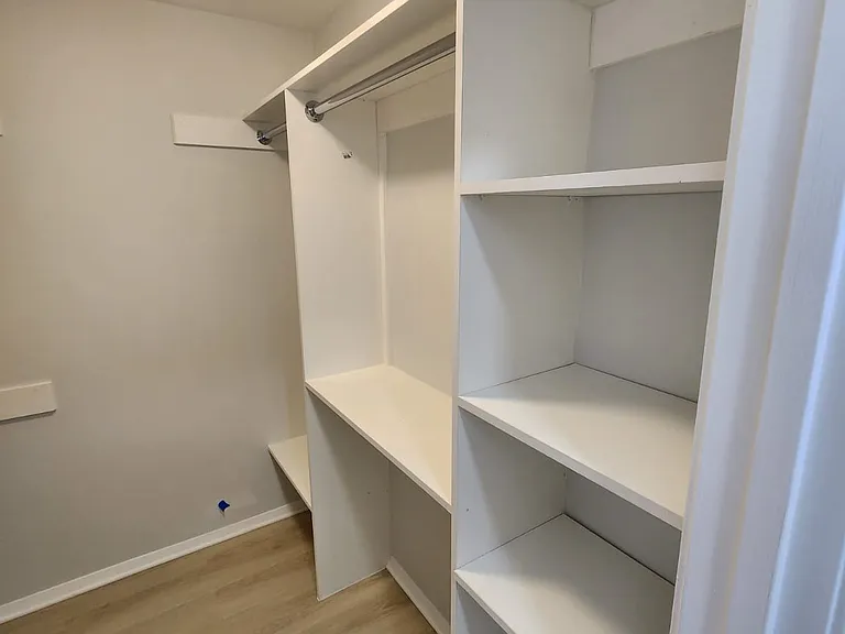 11319 Commonwealth Dr #102 — Photo 17