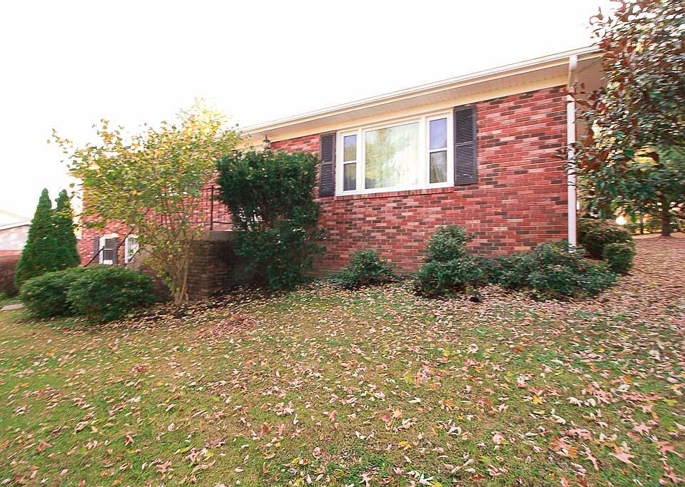 1st image of 429 Hume Dr