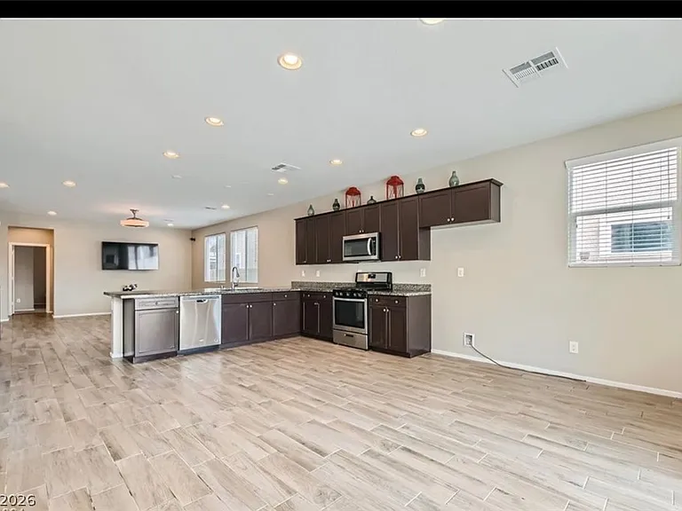 43 Heathrow Lake Ave — Photo 36