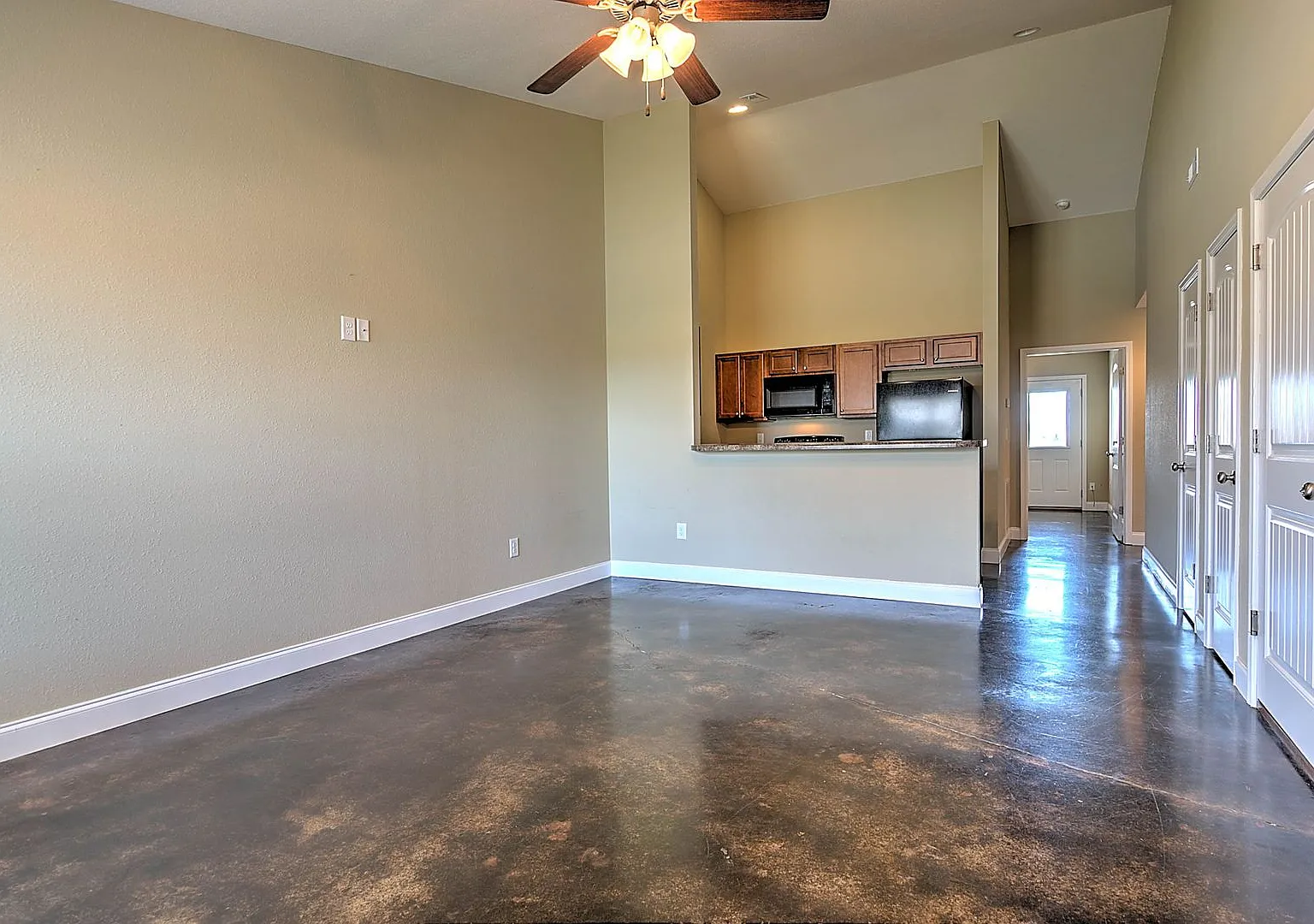 73 Sutter Place — Photo 2