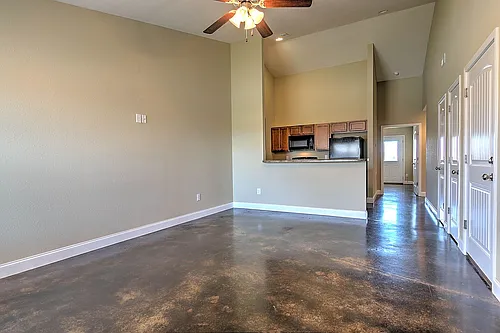 52 Sutter Pl Photo 1