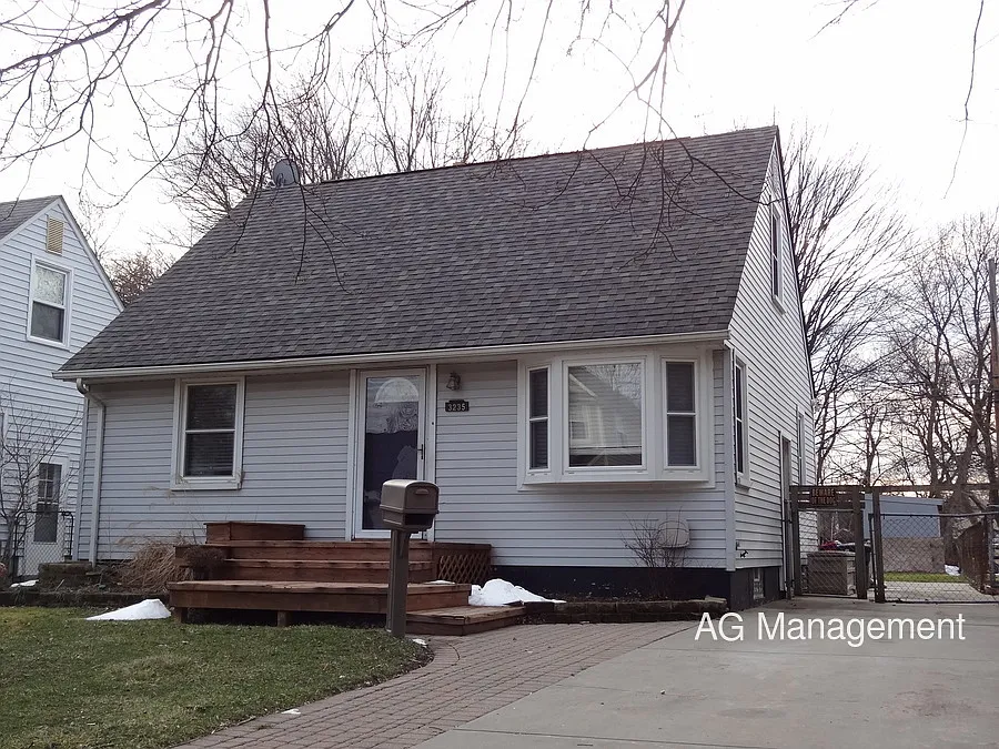 3235 Garden Ave photo 1