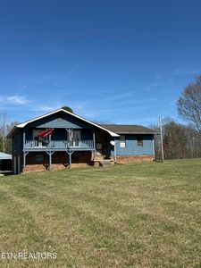 140 Acorn Ln, Robbins, TN, 37852