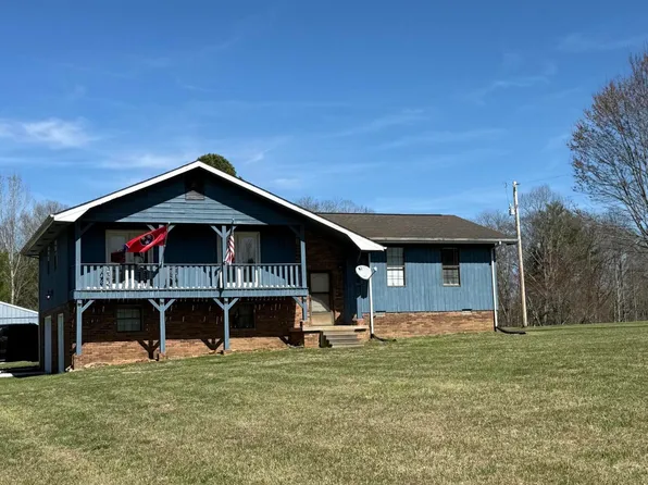 140 Acorn Ln, Robbins, TN 37852