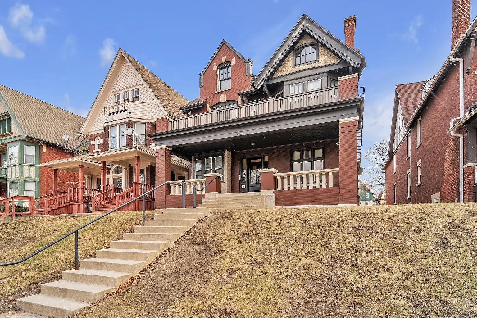 2518 N 1st St - Unit 4 — Photo 1