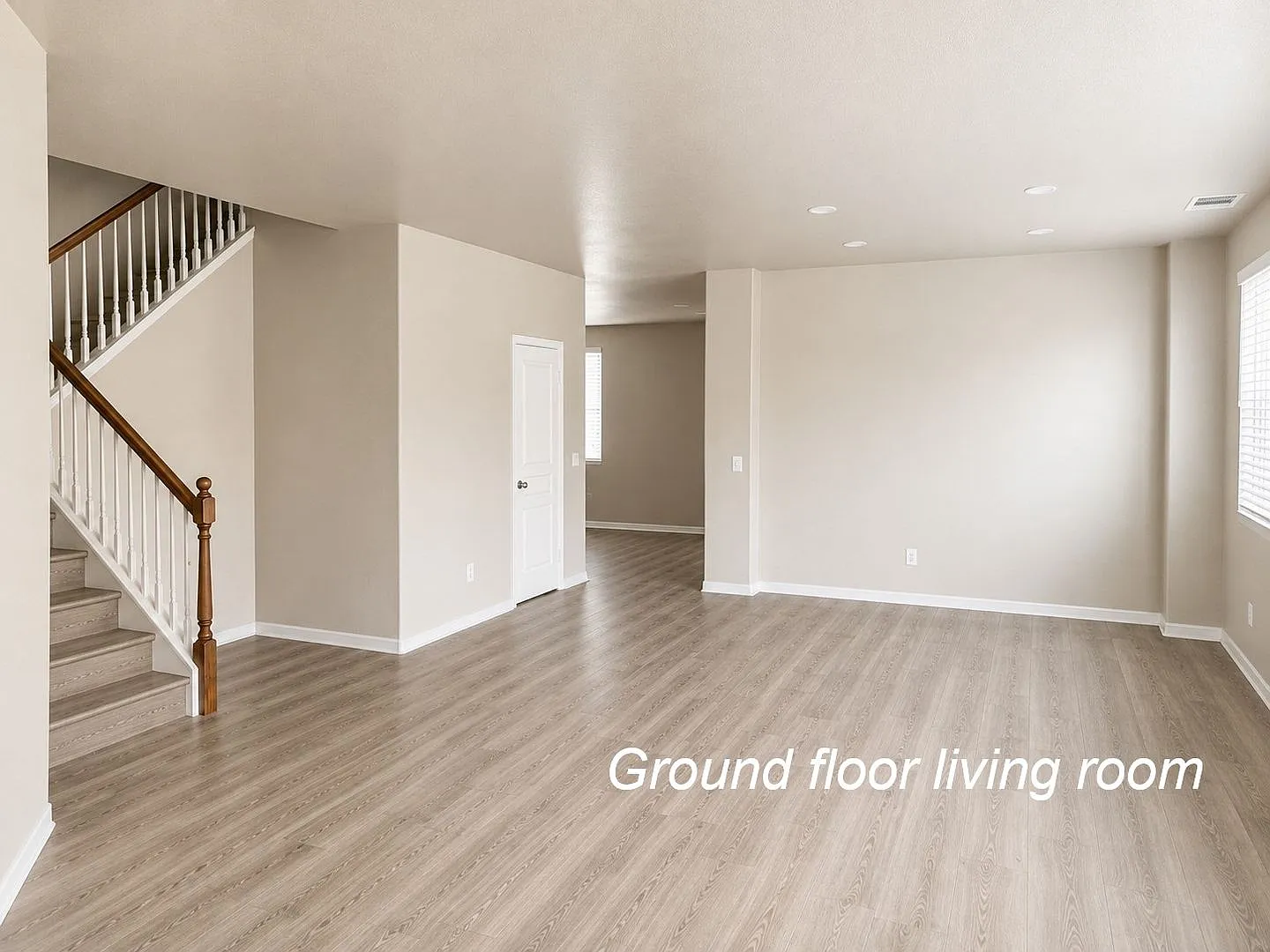 Spacious 5-Bedroom Home with 3-Car Garage In Perris — Photo 3