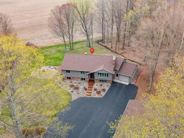 4511 Willow Rd, Egg Harbor, WI 54209