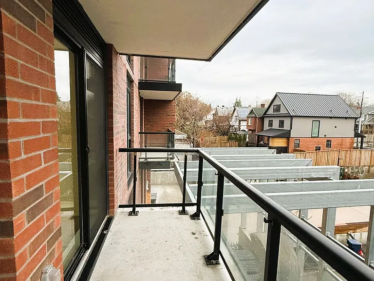 185 Alberta Ave #306 — Photo 31