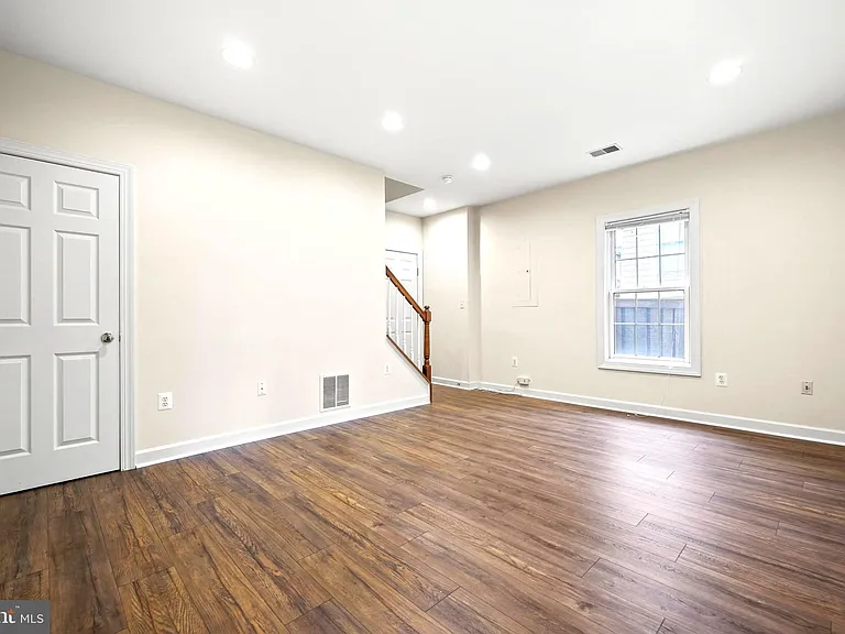 4519 Fair Valley Dr — Photo 26