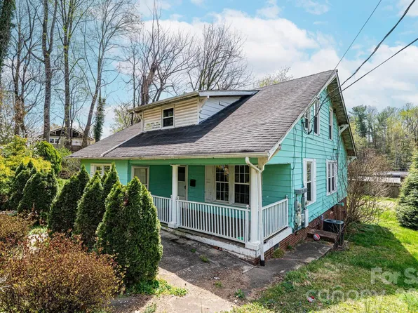 201 Newland Pl NW, Lenoir, NC 28645