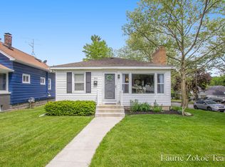 900 Valley Ave NW, Grand Rapids, MI 49504