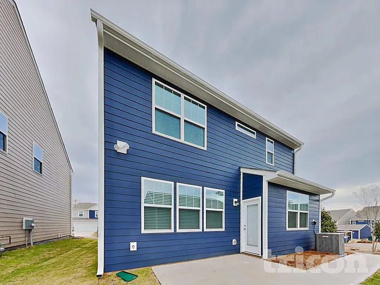 182 Magnolia St — Photo 17