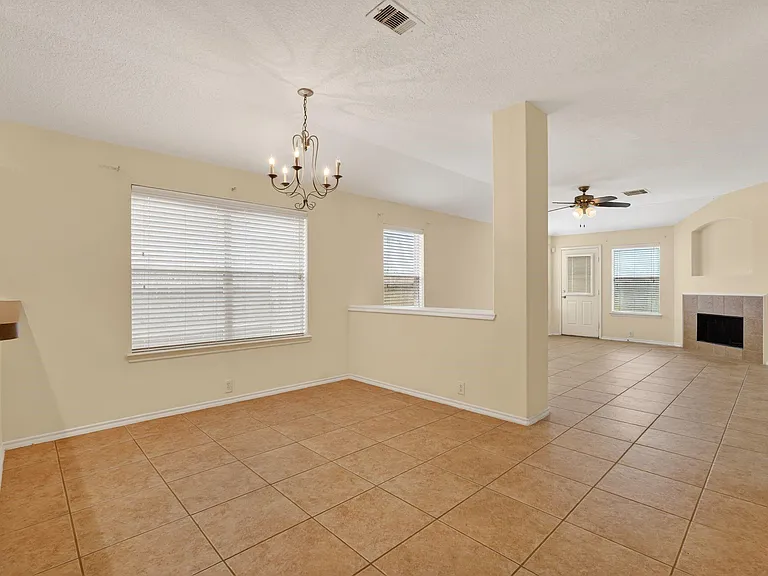 20114 Larkspur Lndg — Photo 11