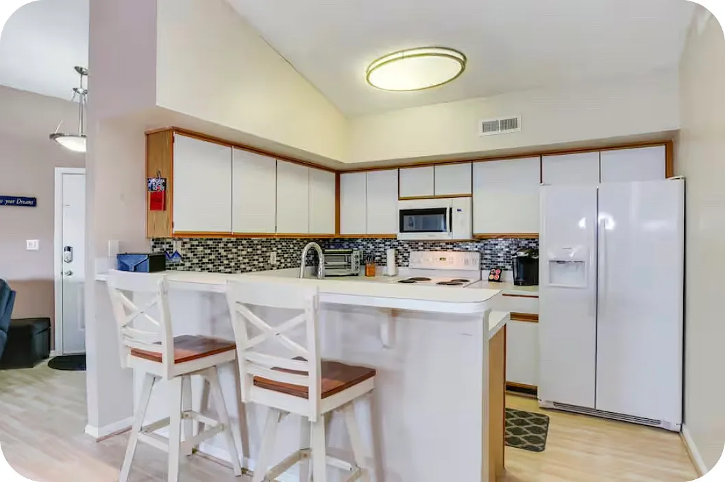 2 bed, 1294 sqft, $2,495 — Photo 4