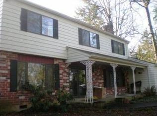 265 Belton Rd #B, Saint Helens, OR 97051