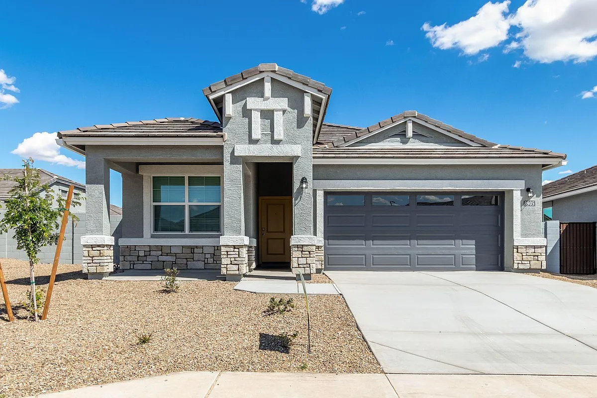 Building Photo - 3905 S 244th Dr