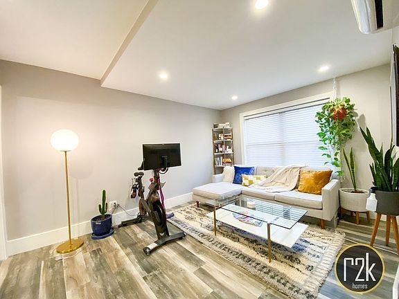 3rd image of 21-66 28th St #5R