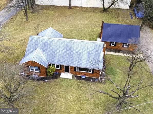 6 Earl St, Schuylkill Haven, PA 17972