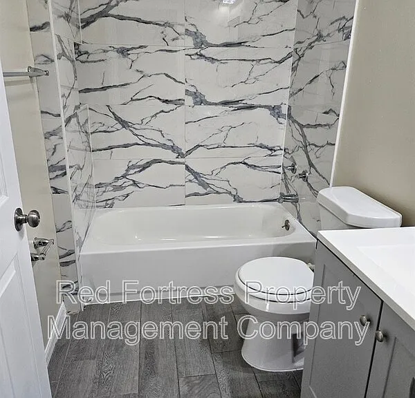 4512 Leonard Blvd S — Photo 8