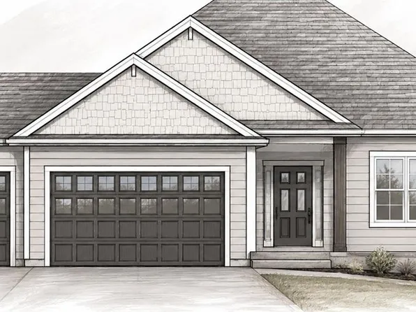 5425 Seminole Valley Trl, Cedar Rapids, IA 52411
