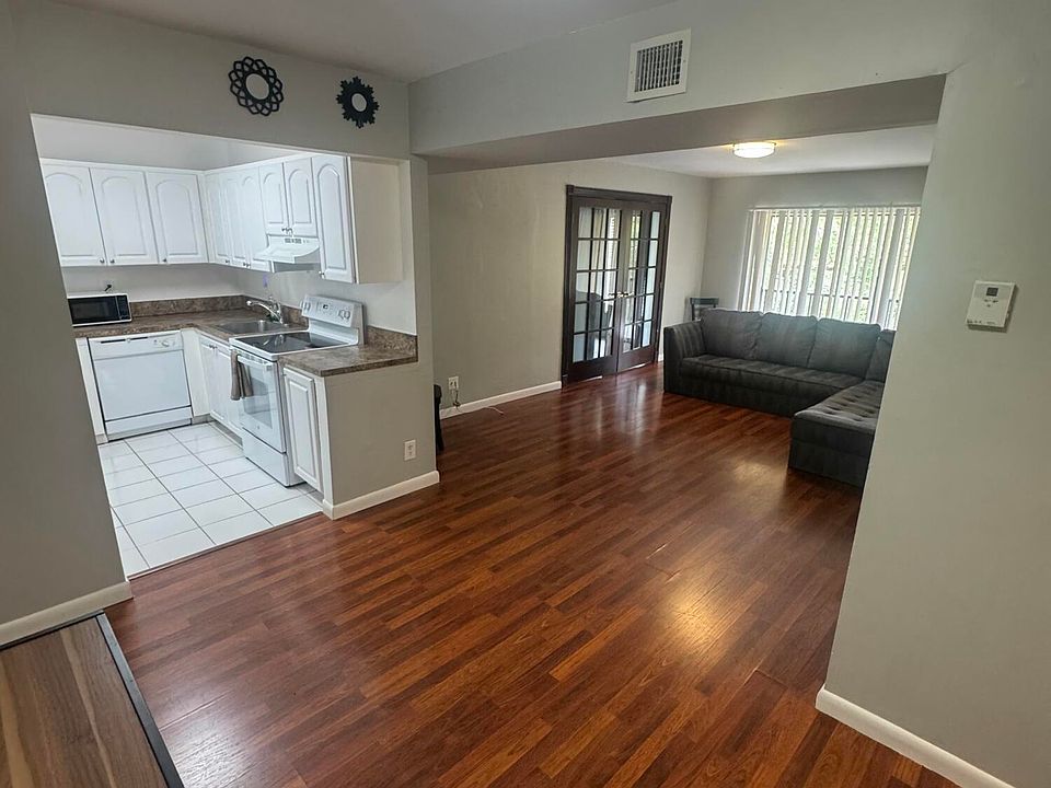 1st image of 480 NW 20th St #3060