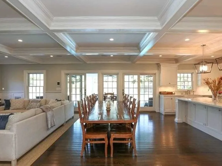 39 Middle Pond Rd — Photo 11